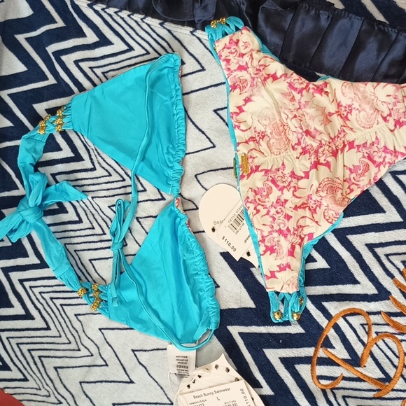 Beach Bunny NWT Damascus Sea Lg Tri Top Lg Skimpy Bottom Both Reversable - Picture 6 of 12
